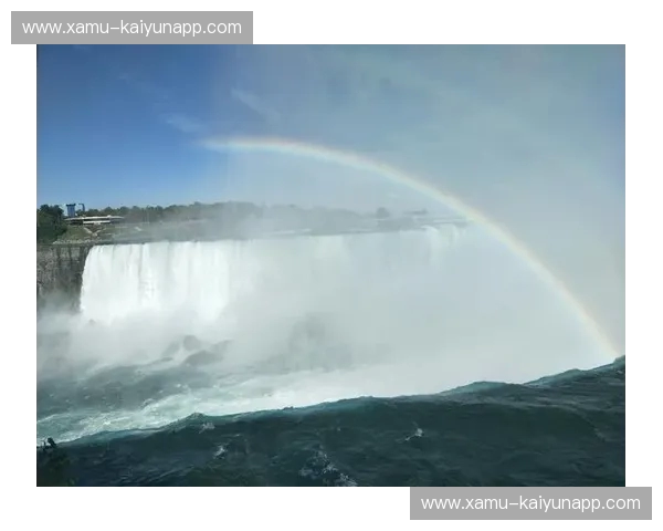 双城记：当多伦多的温润遇上纽约的狂野，哪一站才是你的灵魂归宿？
